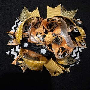"Missouri Tigers" Bottle Cap Image Deluxe Bow